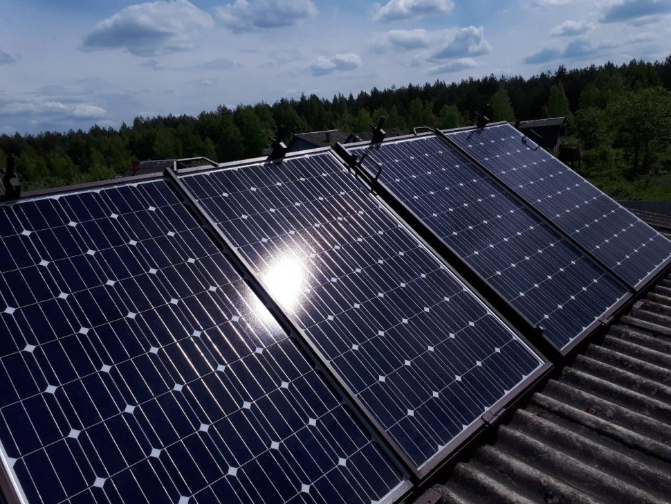 Автономная солнечная электростанция 5 кВт*ч/сутки*, для дачи от 50 м² - NEW