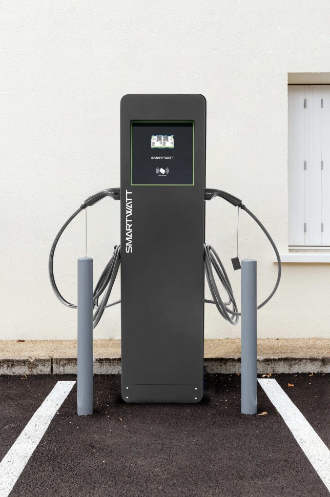 Электрозарядная станция SMARTWATT EVC AC 44K 3P CP2 Type2 ST-B фото 1 — GWS Energy